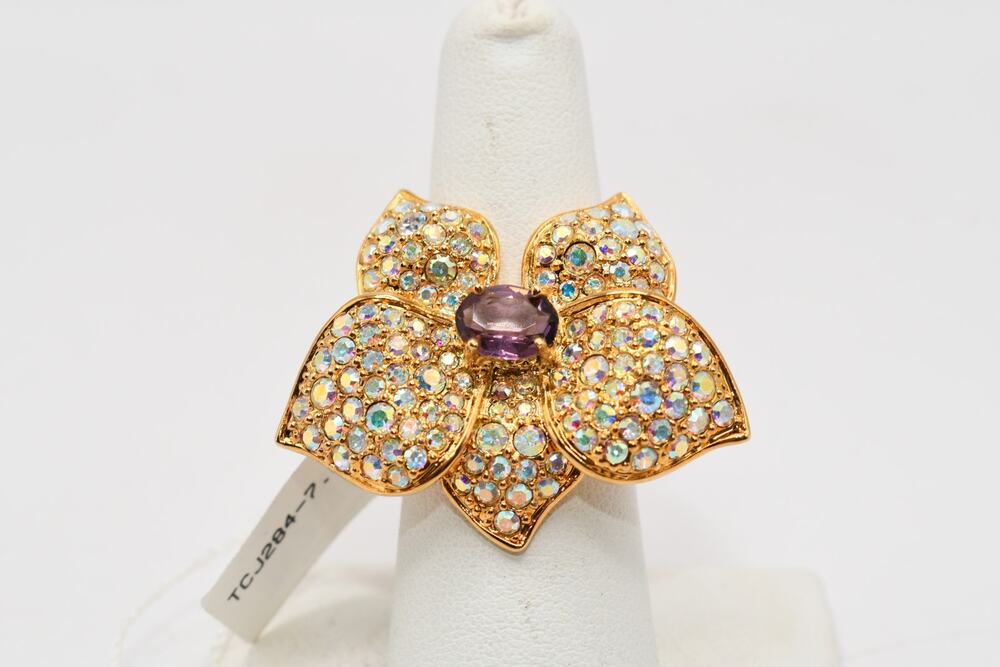 Thailand AB Rhinestone Flower Ring Purple Glass Center Sz 7.5